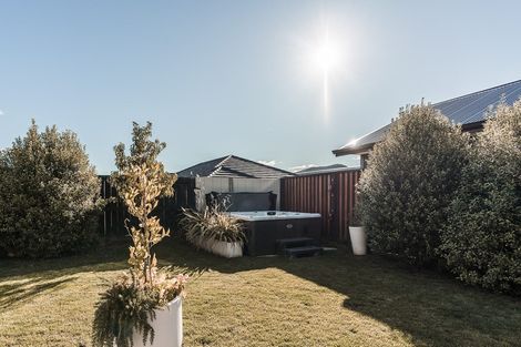 Photo of property in 18 Silver Street, Lower Shotover, Queenstown, 9304