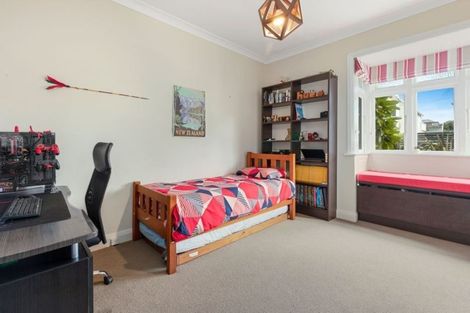 Photo of property in 45 Tuatoru Street, Eastbourne, Lower Hutt, 5013