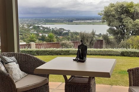 Photo of property in 76 Glenstrae Road, Redcliffs, Christchurch, 8081