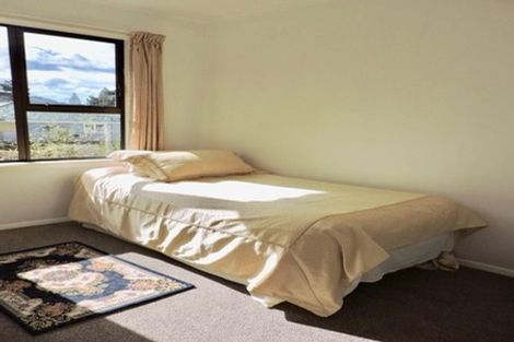 Photo of property in 13 Chester Road, Tawa, Wellington, 5028