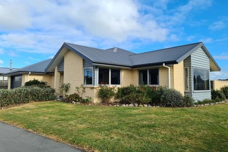 Photo of property in 39 Weka Street, Oxford, 7430