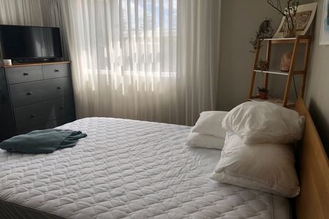 Photo of property in 52 Juniper Road, Sunnynook, Auckland, 0620