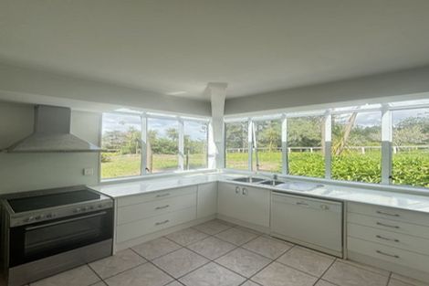 Photo of property in 150 Nixon Road, Taupaki, Henderson, 0782