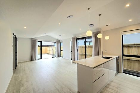 Photo of property in 62 Perendale Road, Jacks Point, 9371