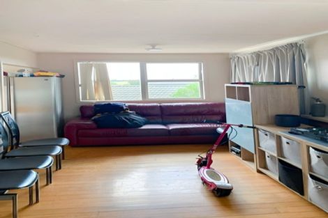 Photo of property in 12 Greville Road, Pinehill, Auckland, 0632