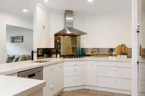 Photo of property in 110 Tuihana Drive, Papamoa Beach, Papamoa, 3118