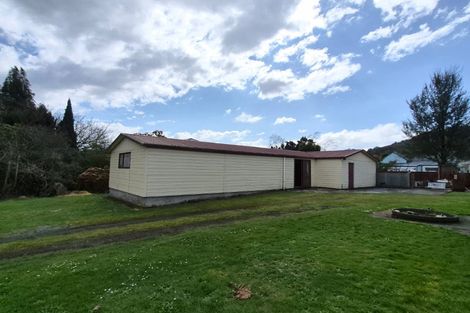 Photo of property in 33 Main Street, Reefton, 7830