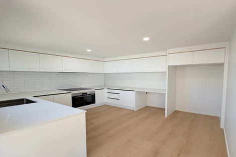 Photo of property in 27b Te Atatu Road, Te Atatu South, Auckland, 0610