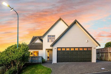 Photo of property in 69 Saint Ives Drive, Camborne, Porirua, 5026