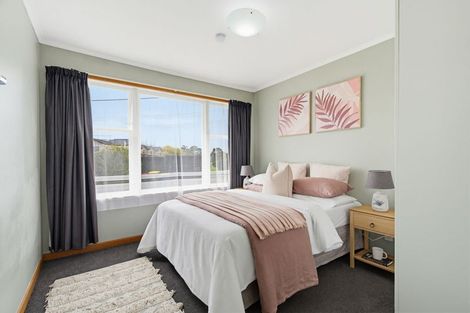 Photo of property in 4 Rathgar Road, Henderson, Auckland, 0610