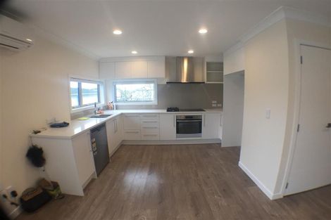 Photo of property in 9a Bruce Road, Glenfield, Auckland, 0629