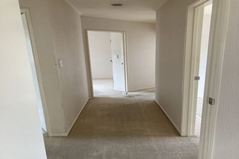 Photo of property in 32 Maurice Borich Place, Henderson, Auckland, 0610