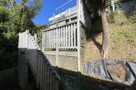 Photo of property in 33 Nottingham Street, Karori, Wellington, 6012