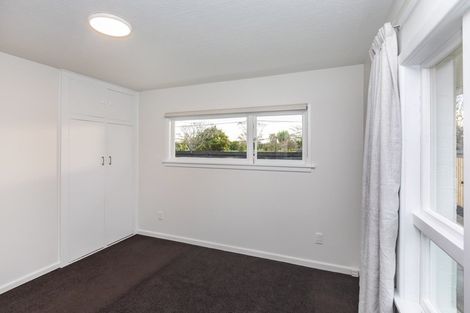 Photo of property in 94 Avondale Road, Avondale, Christchurch, 8061