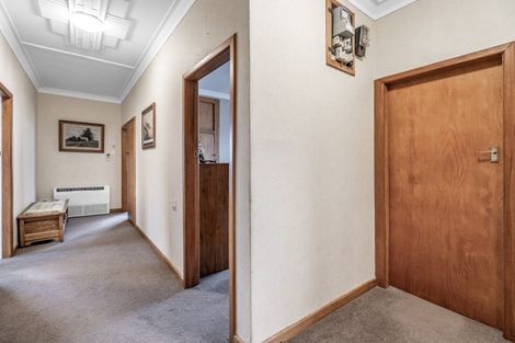 Photo of property in 28 Church Street, Winton, 9720