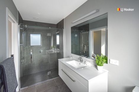 Photo of property in 5 Kinloch Place, Mosgiel, 9024