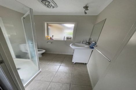 Photo of property in 22 Lysaght Place, Welcome Bay, Tauranga, 3112