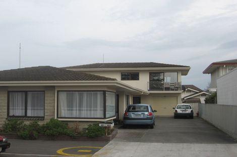 Photo of property in 481 Marine Parade, Napier South, Napier, 4110