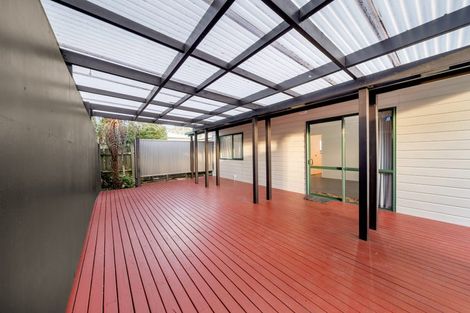 Photo of property in 38 Pinedale Place, Henderson, Auckland, 0610