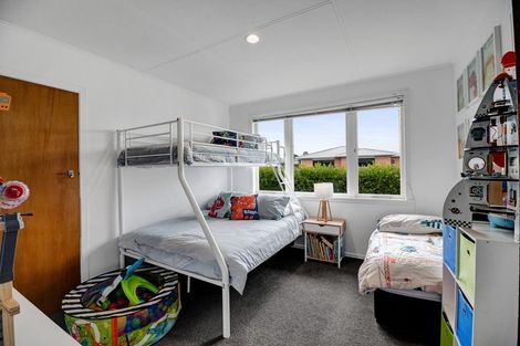 Photo of property in 215 Mangorei Road, Merrilands, New Plymouth, 4312