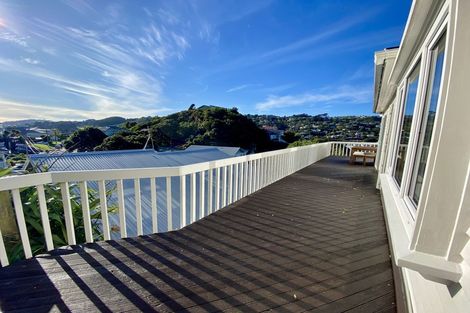 Photo of property in 112 Eden Street, Island Bay, Wellington, 6023