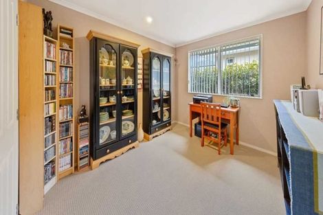 Photo of property in 14 Ridgeway Road, Pukekohe, 2120