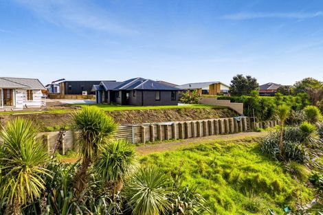 Photo of property in 9b James Drive, Bell Block, New Plymouth, 4312