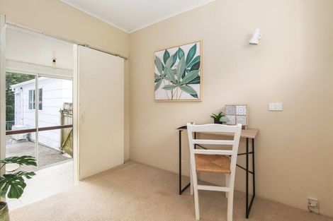 Photo of property in 66 Seddon Street, Waikanae, 5036