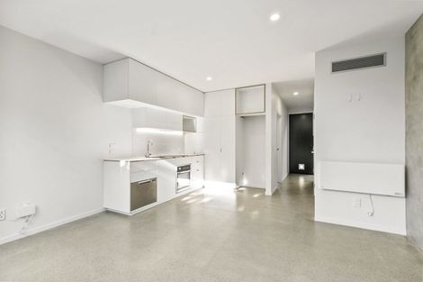 Photo of property in 15 Te Ara O Paetutu, Petone, Lower Hutt, 5012