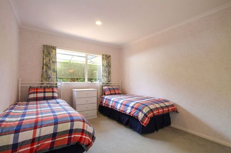 Photo of property in 50a Torkar Road, Clarks Beach, 2122