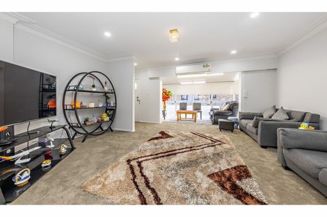 Photo of property in 43a Alexander Avenue, Papatoetoe, Auckland, 2025