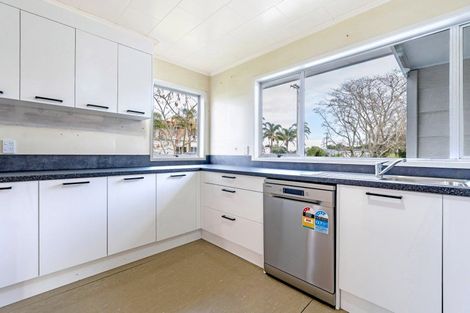 Photo of property in 35 Wellington Street, Te Hapara, Gisborne, 4010