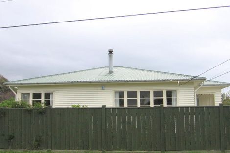 Photo of property in 5 Tirangi Road, Moera, Lower Hutt, 5010