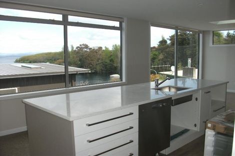 Photo of property in 856b Wily Terrace, Acacia Bay, Taupo, 3330