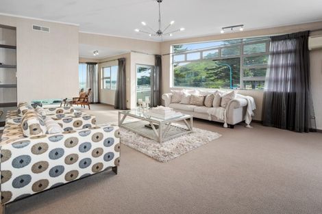 Photo of property in 10 The Mall, Mount Maunganui, 3116
