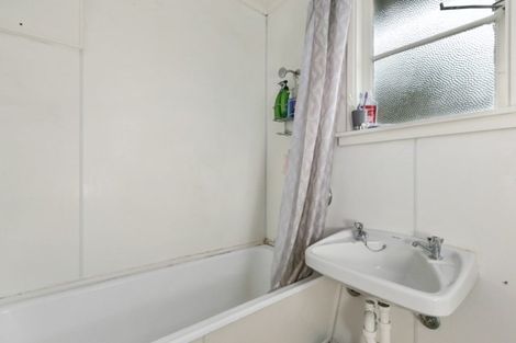 Photo of property in 92 Panmure Avenue, Calton Hill, Dunedin, 9012