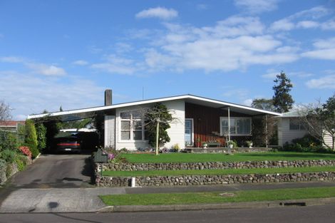 Photo of property in 3 Greenock Place, Awapuni, Palmerston North, 4412