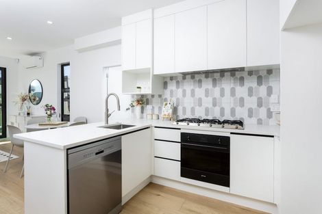 Photo of property in 58 County Road, Torbay, Auckland, 0630