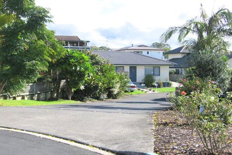 Photo of property in 38 Esther Place, Red Beach, 0932
