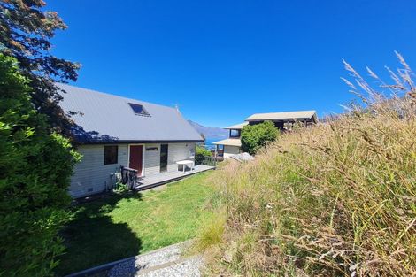 Photo of property in 15 Earnslaw Terrace, Queenstown, 9300