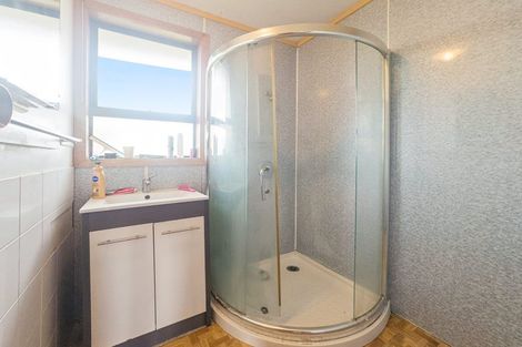 Photo of property in 47 Chadwick Crescent, Mangere East, Auckland, 2024