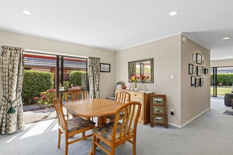 Photo of property in 28 De Menech Grove, Avalon, Lower Hutt, 5011