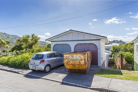 Photo of property in 27 Izard Road, Khandallah, Wellington, 6035