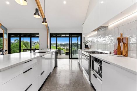 Photo of property in 7 Tamahunga Drive, Matakana, Warkworth, 0985