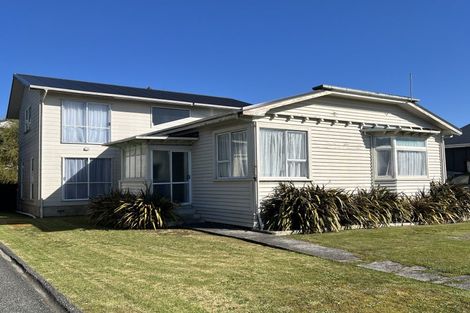 Photo of property in 90 Fitzherbert Street, Hokitika, 7810