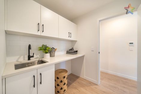 Photo of property in 9 Swain Grove, Riverstone Terraces, Upper Hutt, 5018