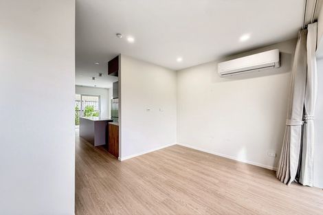 Photo of property in 6d Law Street, Torbay, Auckland, 0630