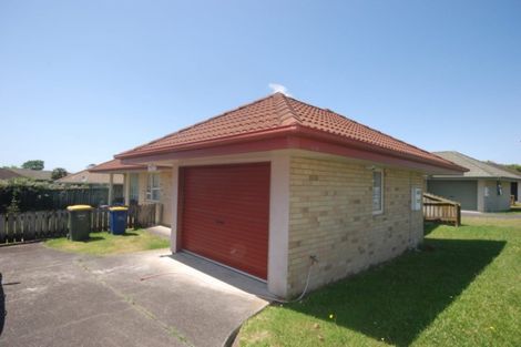 Photo of property in 172 Bruce Mclaren Road, Henderson, Auckland, 0612