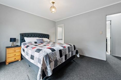 Photo of property in 21 Capricorn Place, Kawaha Point, Rotorua, 3010