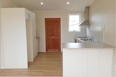 Photo of property in 2/16 Latham Avenue, Pakuranga, Auckland, 2010